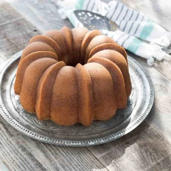 Forma para Bolo Bundt Original Grafite - Nordic Ware_a