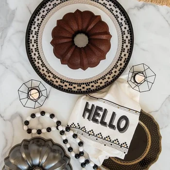 Forma para Bolo Bundt Original Grafite - Nordic Ware_d